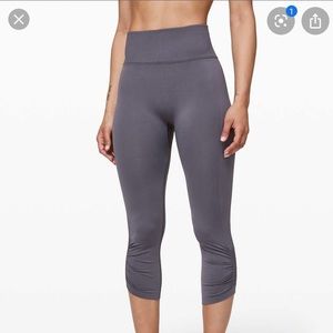 lululemon cropped leggings